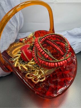 👍30%off Glass basket of Jewelry